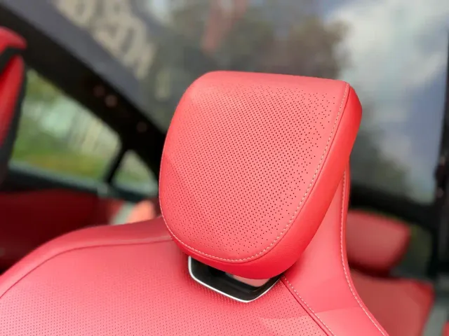 Xiaomi SU7 — Фото автомобиля 22