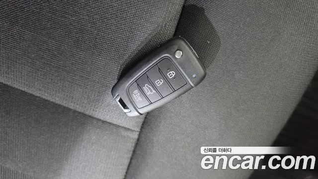 Hyundai Staria — Фото автомобиля 30