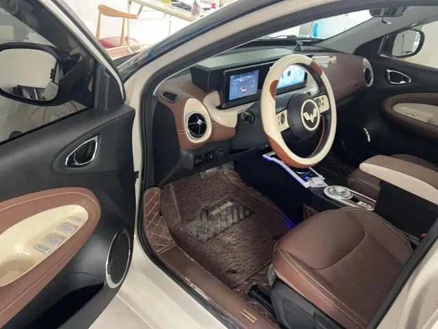 Wuling Bingo — Фото автомобиля 10