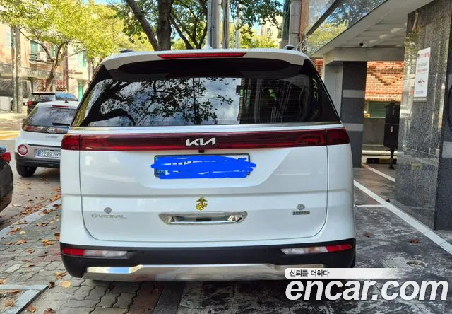 Kia Carnival 4th Gen — Фото автомобиля 11