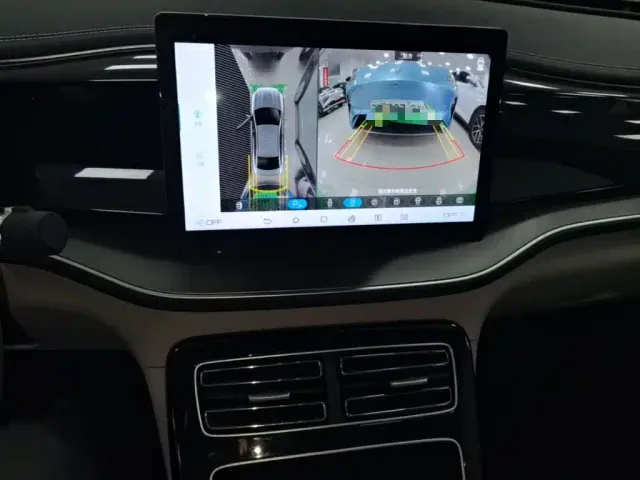 BYD Qin PLUS — Фото автомобиля 12