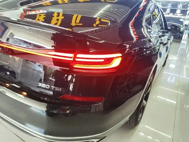 Volkswagen Passat — Фото автомобиля 7