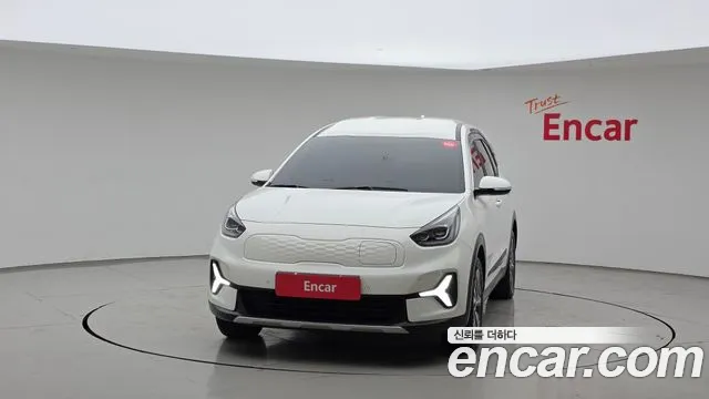 Kia Niro Niro Plus Air — Фото автомобиля 3