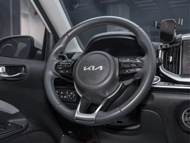 Kia KX1 — Фото автомобиля 16