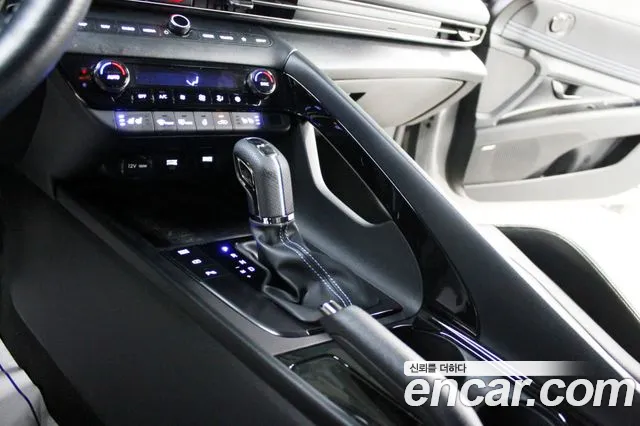 Hyundai Avante CN7 — Фото автомобиля 16