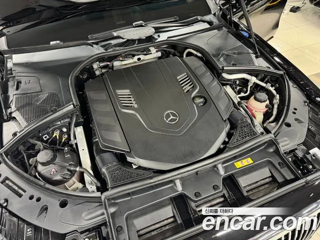 Mercedes-Benz S-Class — Фото автомобиля 4