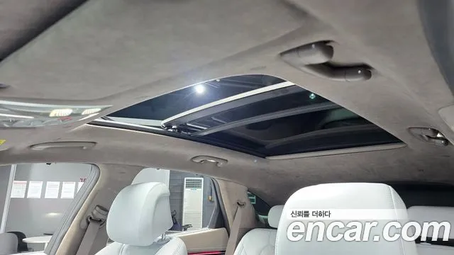 Genesis GV70 — Фото автомобиля 17