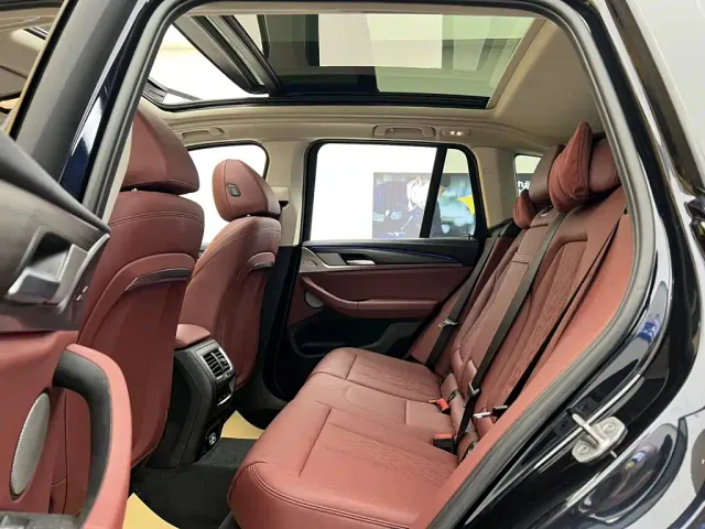 BMW X3 — Фото автомобиля 28