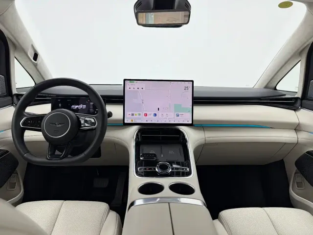 Geely Galaxy V900 — Фото автомобиля 9