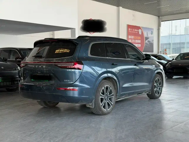 Aito M7 — Фото автомобиля 6