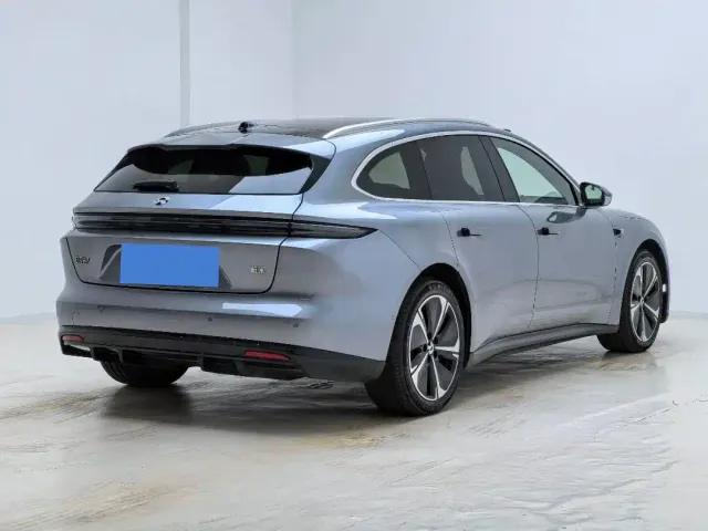 Nio ET5 Touring — Фото автомобиля 11