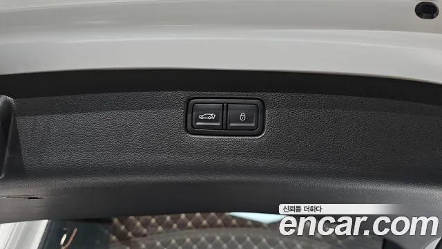 Genesis GV80 — Фото автомобиля 27