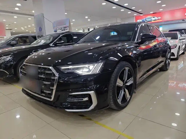Фотография автомобиля — Audi A6L