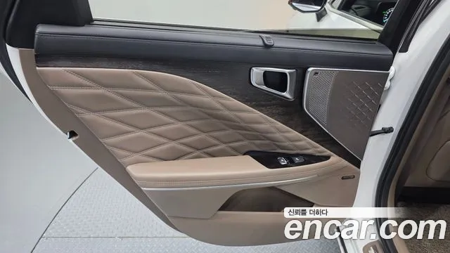 Kia K8 Signature — Фото автомобиля 25