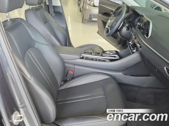 Hyundai Sonata — Фото автомобиля 19