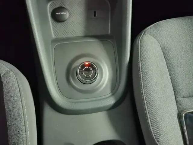 Wuling Hongguang — Фото автомобиля 13