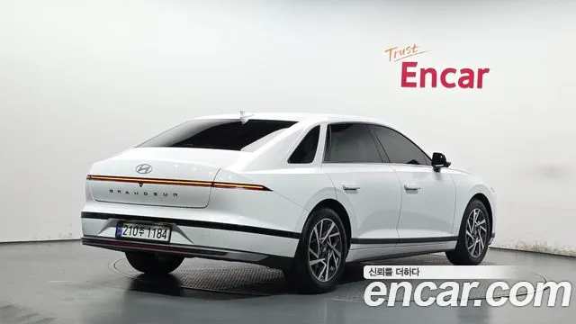 Hyundai Grandeur GN7 — Фото автомобиля 2