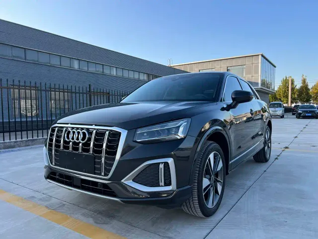Фотография автомобиля — Audi Q2L