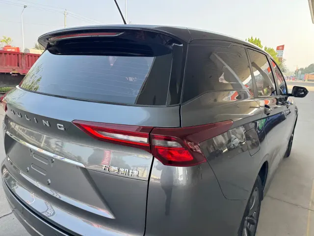 Wuling Victory — Фото автомобиля 16