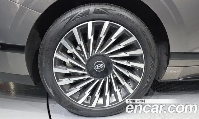 Hyundai Grandeur GN7 — Фото автомобиля 5