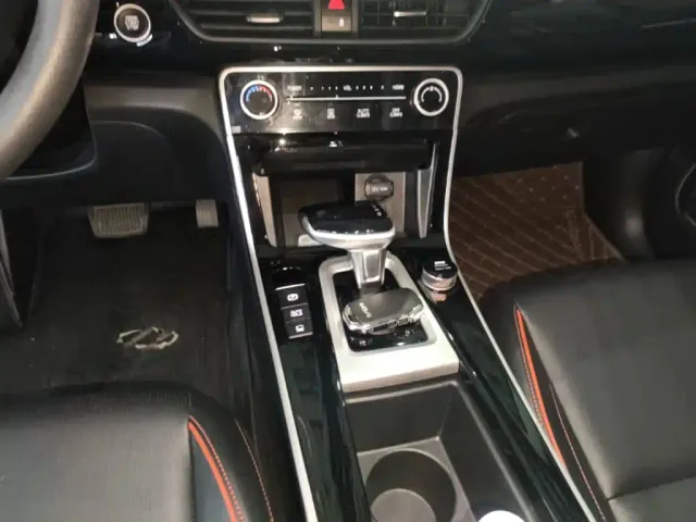 Kia Seltos — Фото автомобиля 13