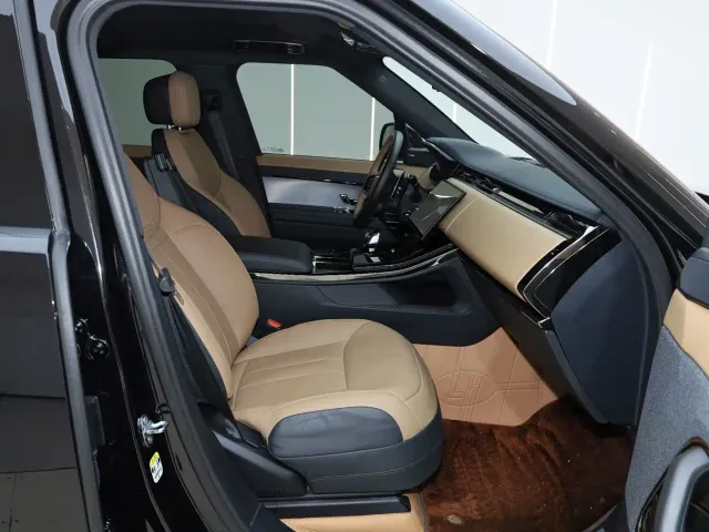 Land Rover Range Rover Sport — Фото автомобиля 9