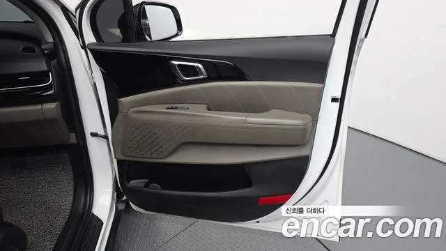 Kia Carnival 4th Gen — Фото автомобиля 14