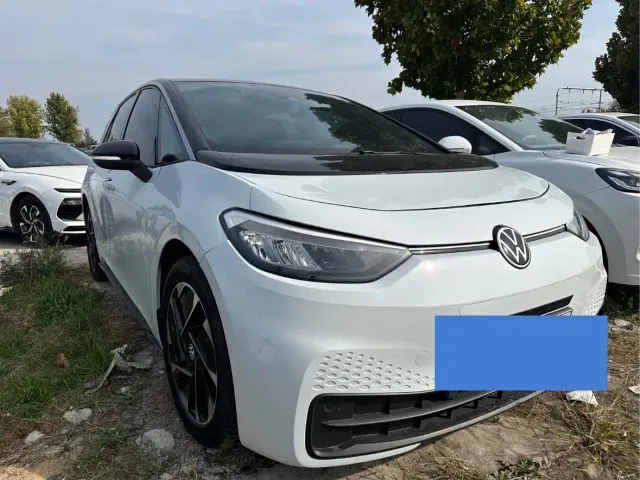 Volkswagen ID.3 — Фото автомобиля 3