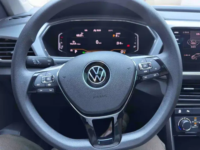Volkswagen T-Cross — Фото автомобиля 13