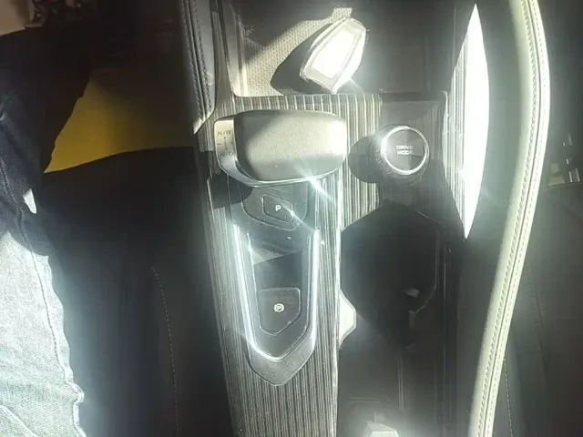Geely Xingyue L — Фото автомобиля 13
