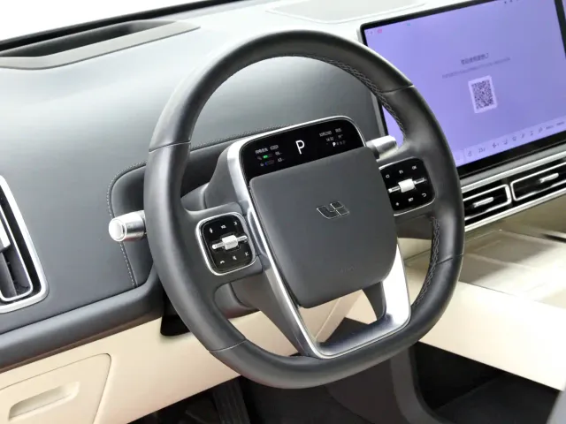 Li Auto L7 — Фото автомобиля 14