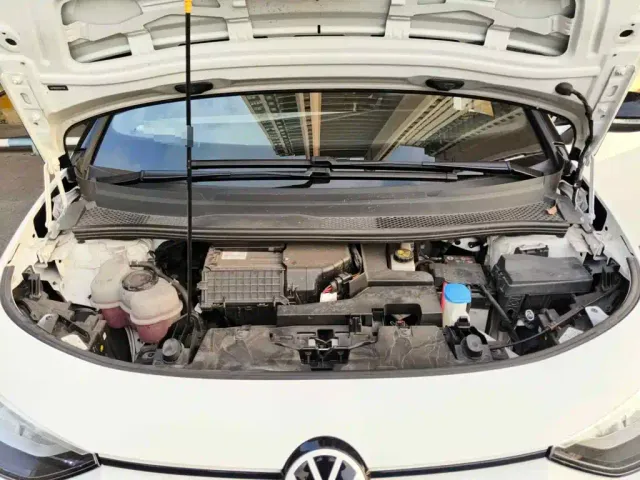 Volkswagen ID.3 — Фото автомобиля 3
