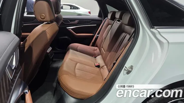 Audi A6 45 TFSI Premium — Фото автомобиля 11
