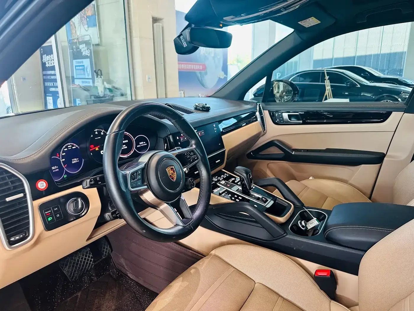 Porsche Cayenne 2019 Cayenne 3.0T — Фото автомобиля 4