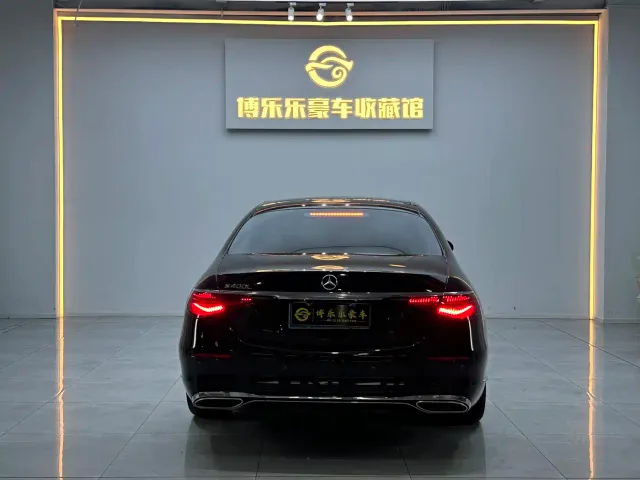 Mercedes-Benz S-Class — Фото автомобиля 16