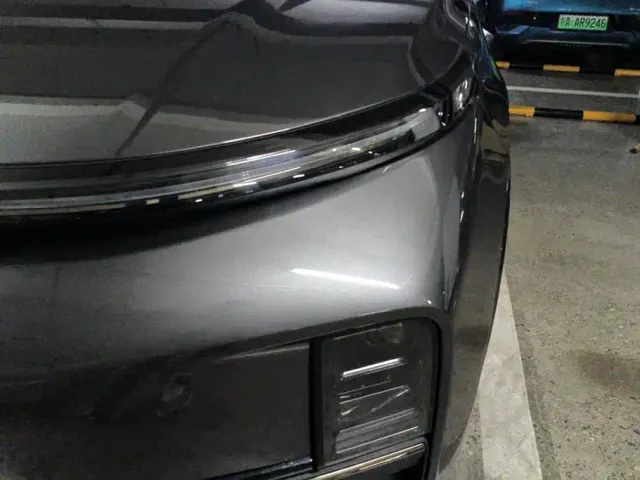 Li Auto L8 — Фото автомобиля 5