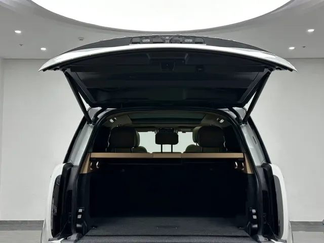 Land Rover Range Rover — Фото автомобиля 21