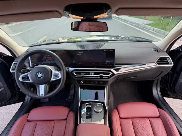 BMW i3 — Фото автомобиля 14