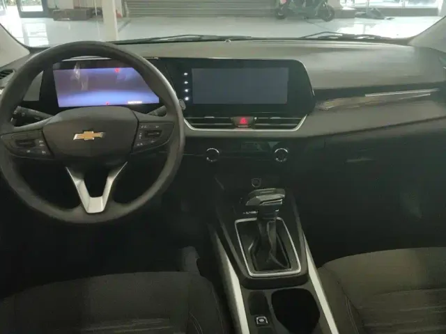 Chevrolet Monza — Фото автомобиля 12
