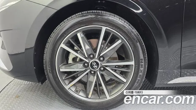 Hyundai Grandeur Новый Grandeur IG — Фото автомобиля 5