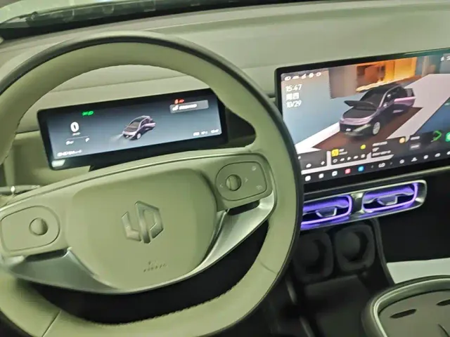Leapmotor B10 — Фото автомобиля 13