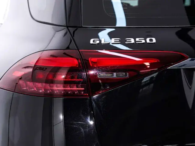 Mercedes-Benz GLE-Class — Фото автомобиля 11