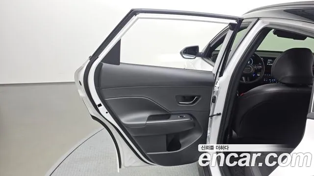 Hyundai Kona Kona (SX2) Бензин 1.6 турбо 2WD — Фото автомобиля 20