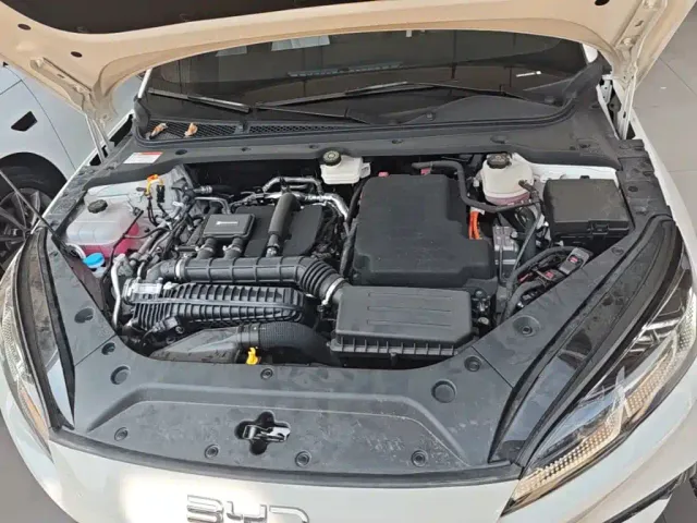 BYD Seal 06 — Фото автомобиля 19