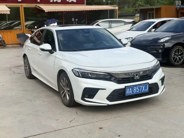 Honda Civic — Фото автомобиля 3