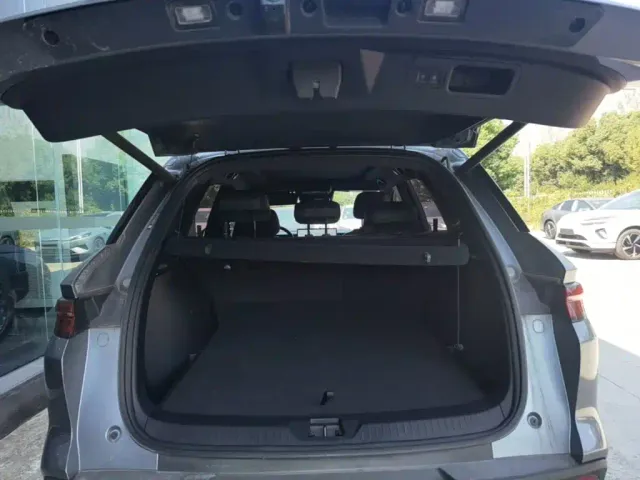 BYD Song Pro — Фото автомобиля 18