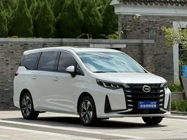 GAC Trumpchi Trumpchi M6 2023 PRO 270T DCT Luxury Edition — Фото автомобиля 2