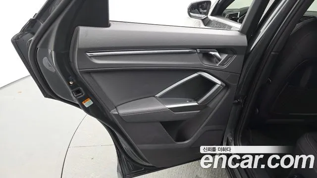 Audi Q3 F3 — Фото автомобиля 25