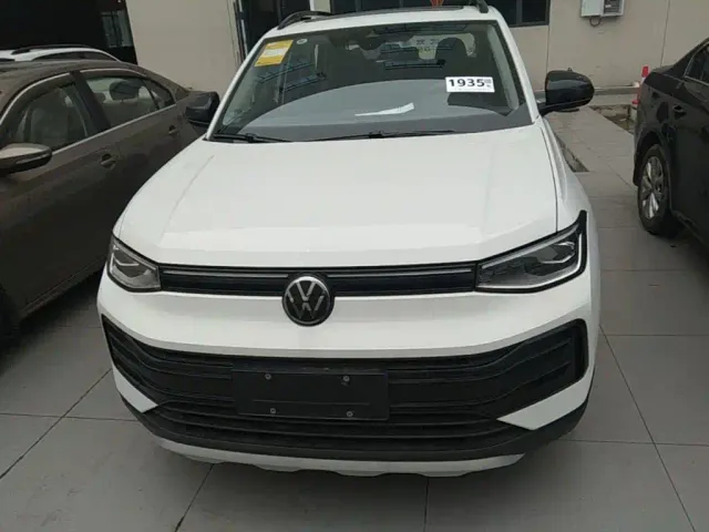 Volkswagen Tharu — Фото автомобиля 2
