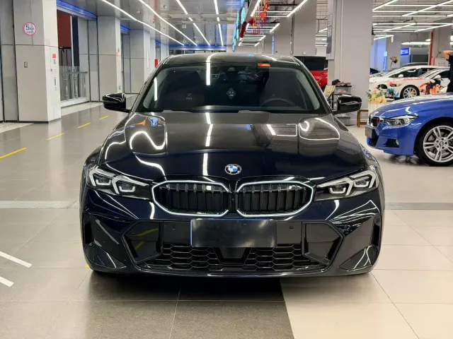 BMW 3 Series — Фото автомобиля 2